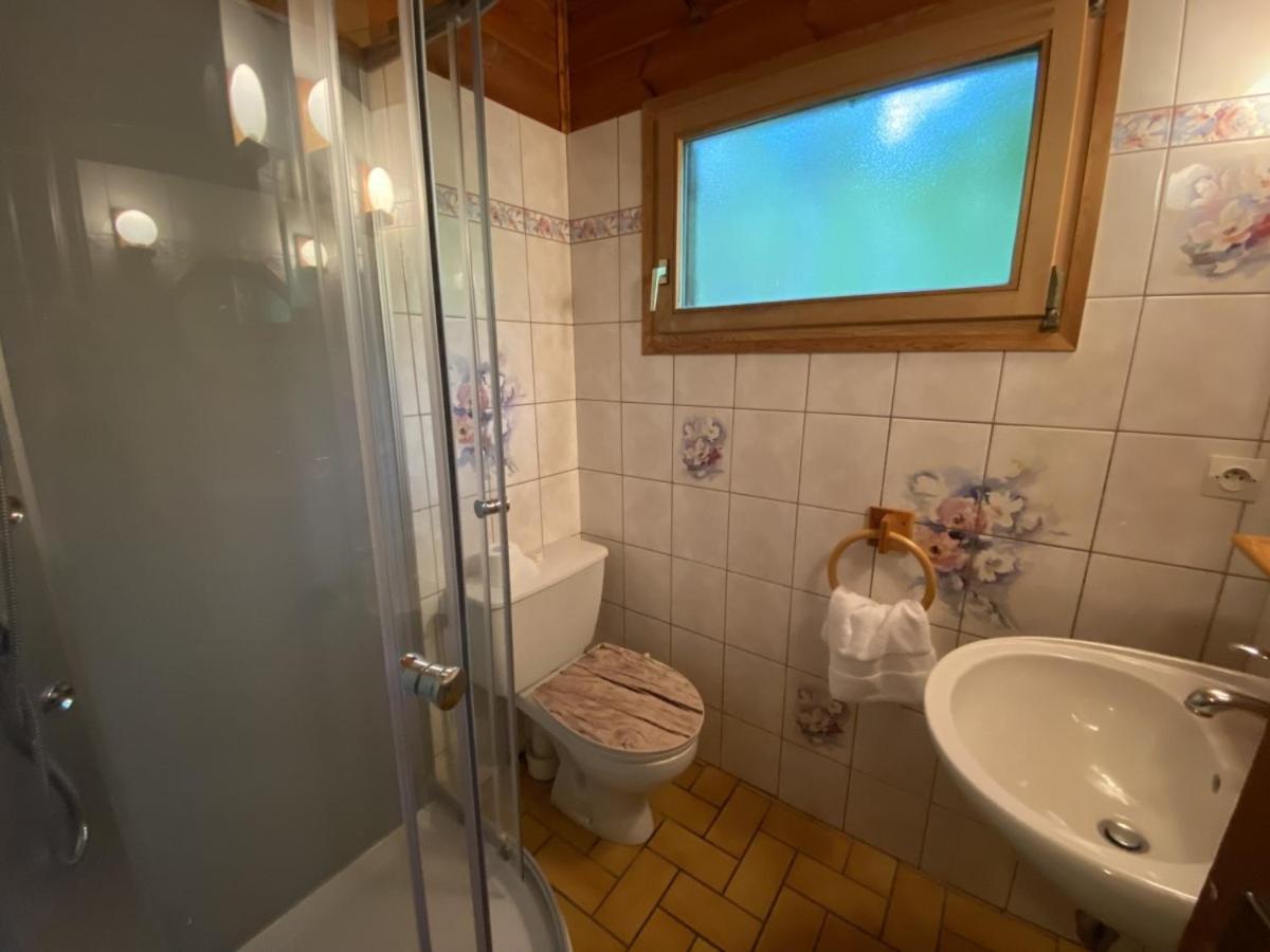 Le Fishing Lodge Chalet En Bois Avec Bain Nordique Ла-Бресс Экстерьер фото